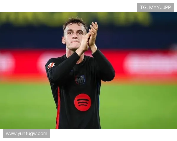 什琴斯尼夺冠游行递烟给青年队球员引热议马卡批评称行为不教好