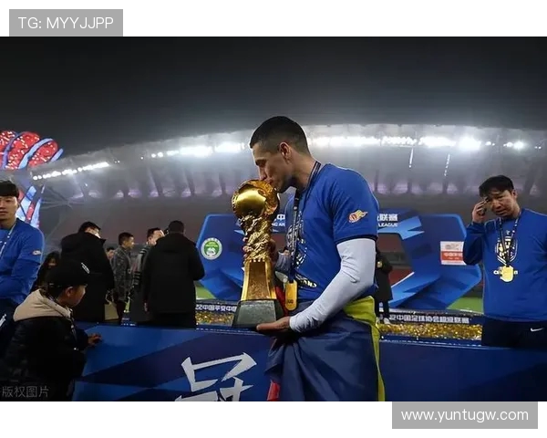 三镇主帅佩德罗谈球队伤情 任航头部缝13针马尔康华莱士均有腿伤